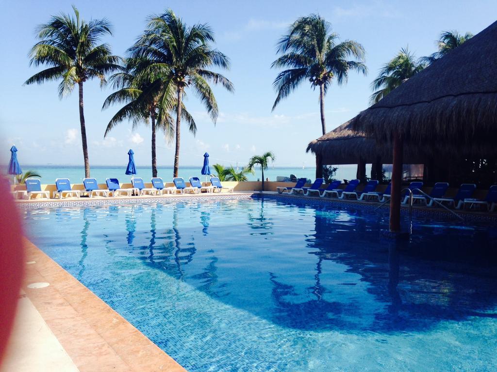 Nautibeach Beach Front Condos In North Beach Isla Mujeres Buitenkant foto