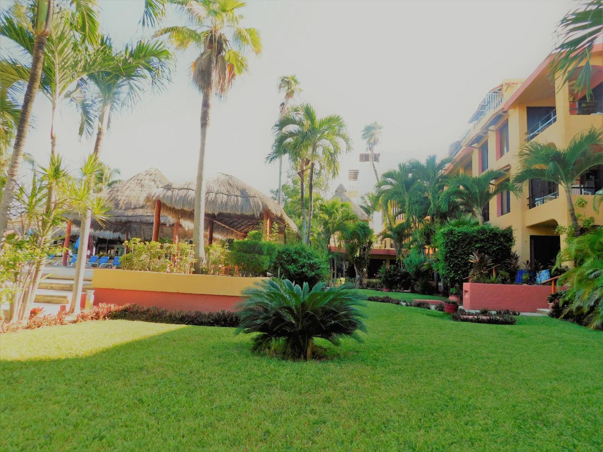 Nautibeach Beach Front Condos In North Beach Isla Mujeres Buitenkant foto