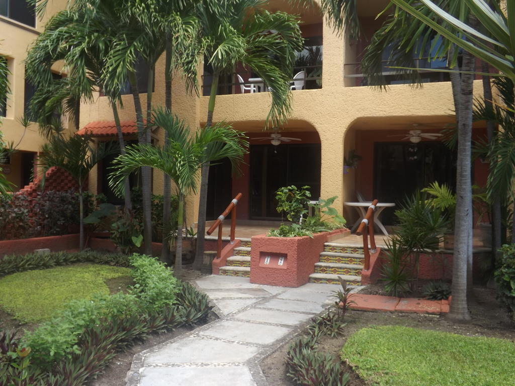 Nautibeach Beach Front Condos In North Beach Isla Mujeres Buitenkant foto