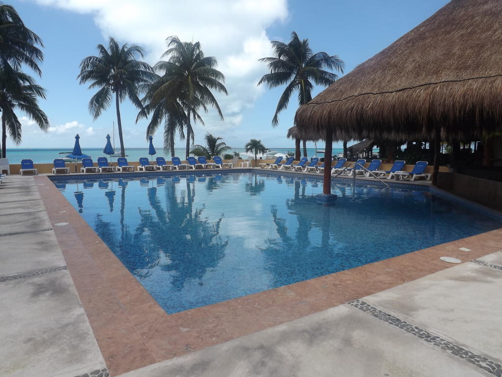 Nautibeach Beach Front Condos In North Beach Isla Mujeres Buitenkant foto